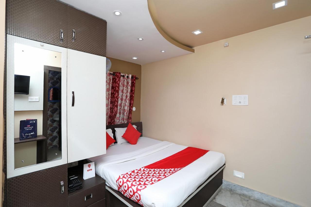 כלכותה Oyo 9975 Hotel Asmeet מראה חיצוני תמונה